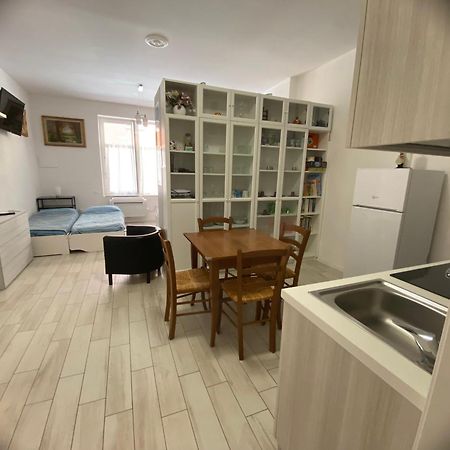 Appartamento House Apartment Tabe Centro Bolonia Exterior foto