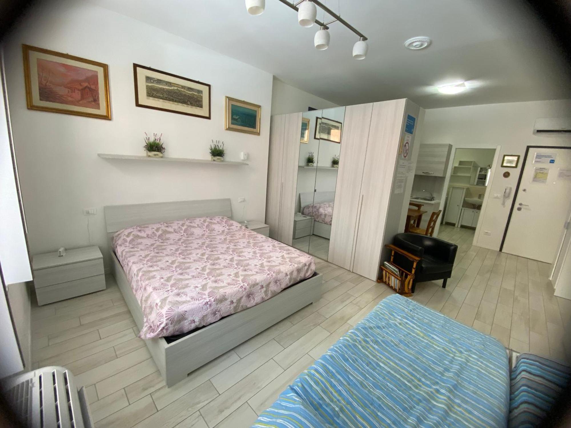 Appartamento House Apartment Tabe Centro Bolonia Exterior foto